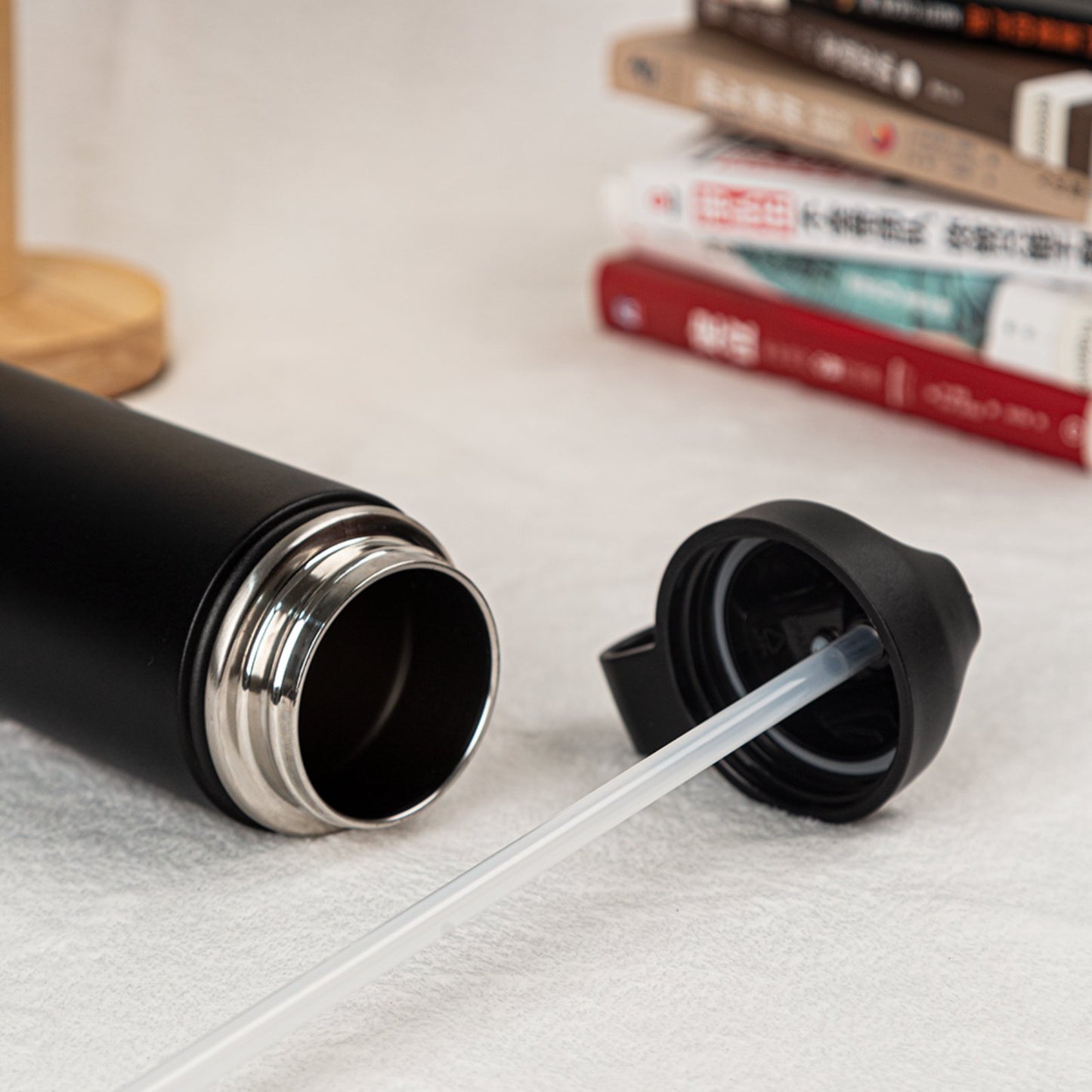 25 OZ Tumbler With Handle And Flip Straw